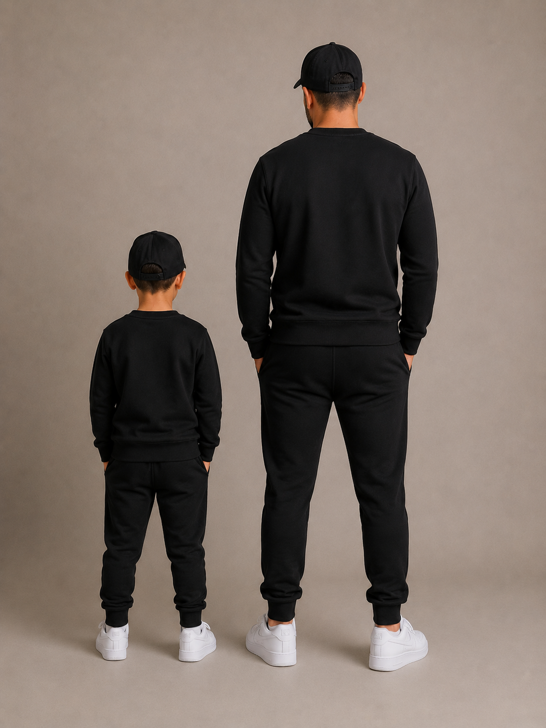 Vader + Zoon Tracksuit – Zwart