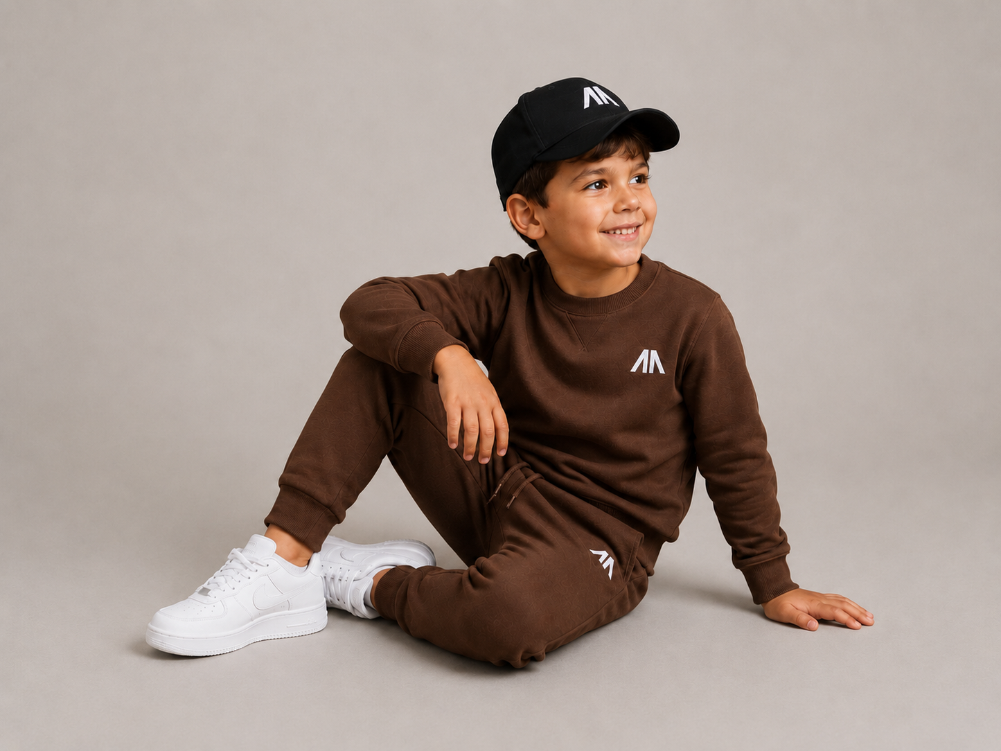 Kinder Tracksuit - Bruin